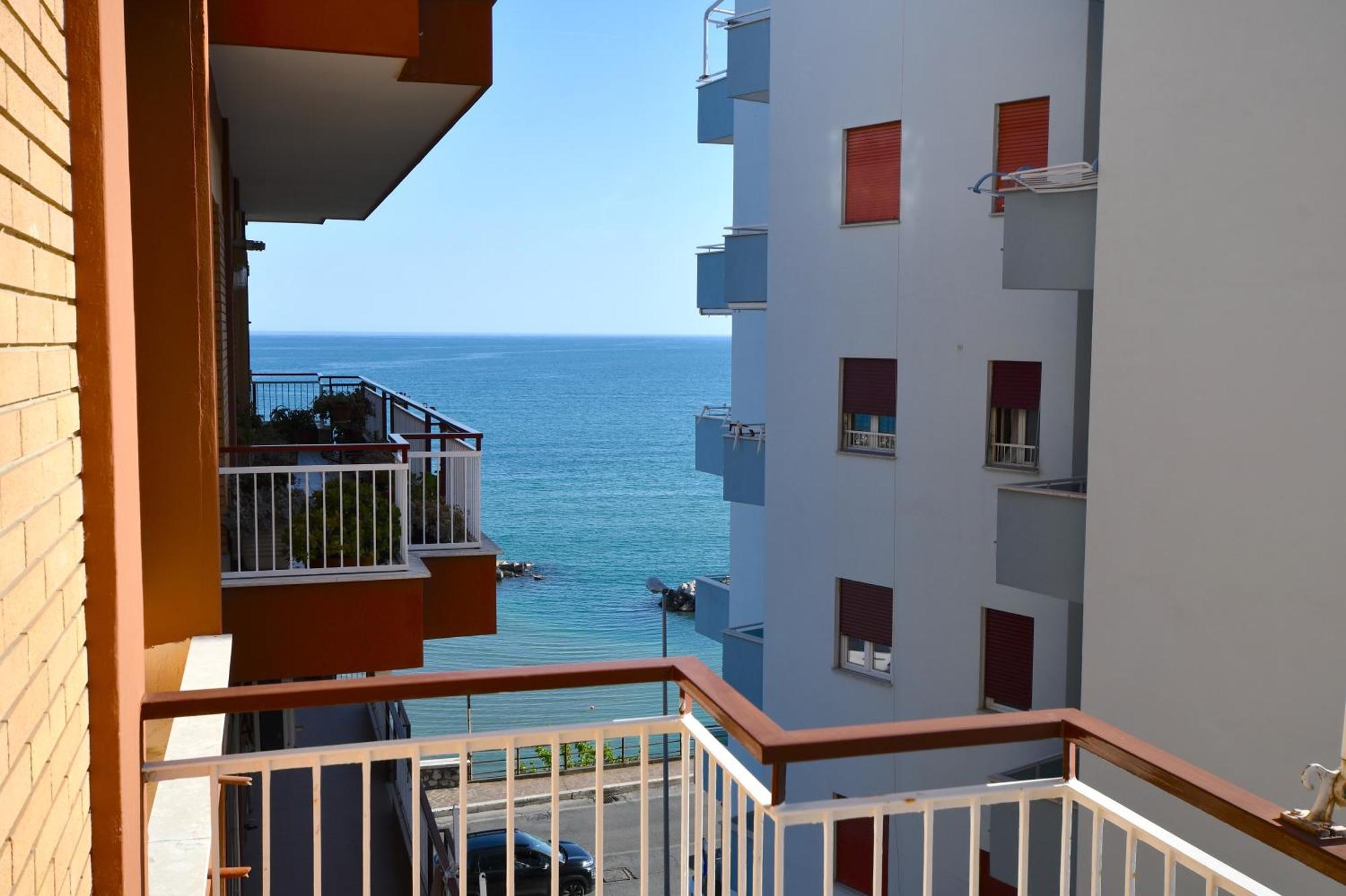 Lo Scorcio Sul Mare Apartment ฟอร์เมีย ภายนอก รูปภาพ